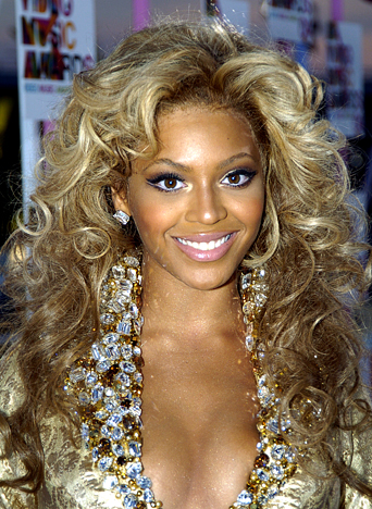 photos coiffure Beyonce 34 MTV Movie Awards 2004