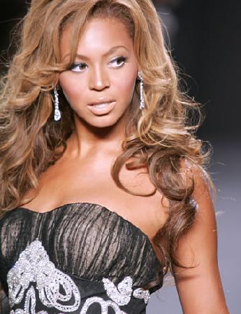 photos coiffure beyonce  26 meches ondulees