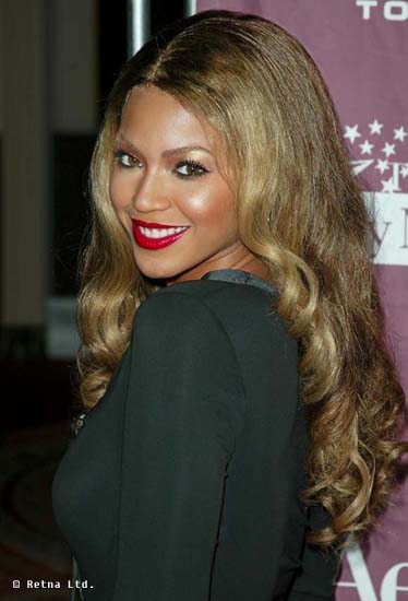 photos coiffure beyonce coupe annes 30