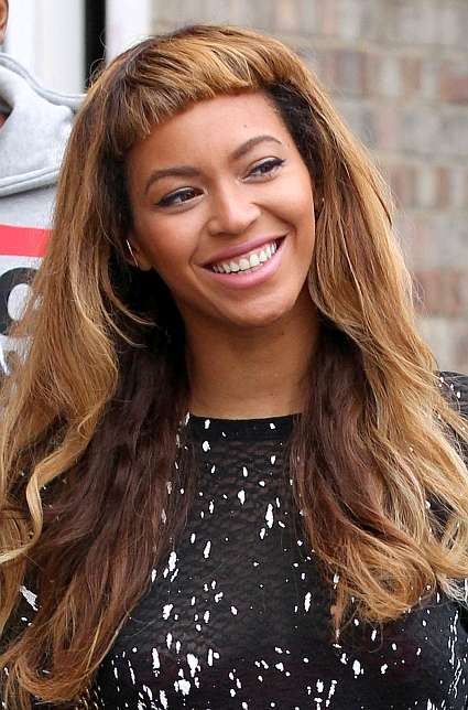 photos coiffure beyonce frange courte