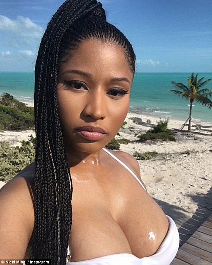 photos coiffure Nicki Minaj tresse